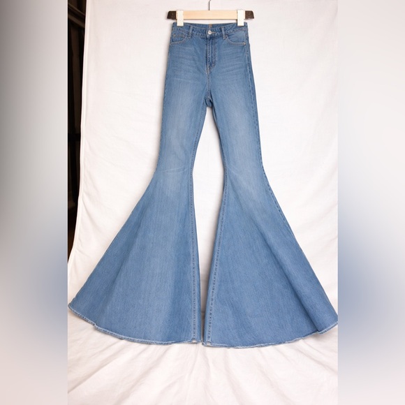 Free People Super Flare Light Blue Jeans size 26 - Picture 2 of 15